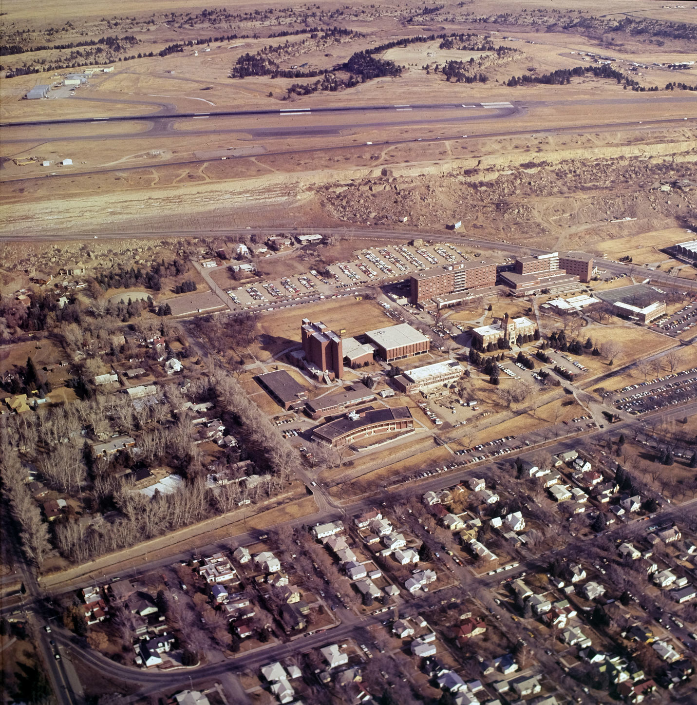 Eastern Montana College, 1977